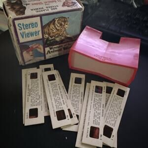 Vintage Stereo Viewer Wonders Of The Animal World Life Like 3-D Color